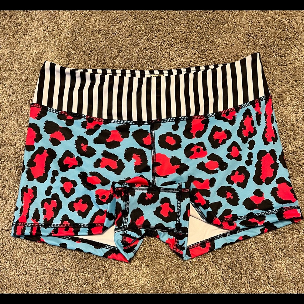 Barbell Cartel comp shorts XL